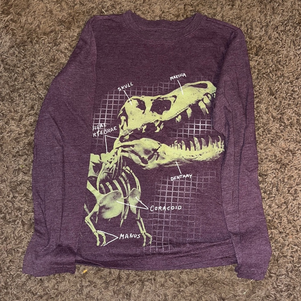 Long sleeve t-shirt